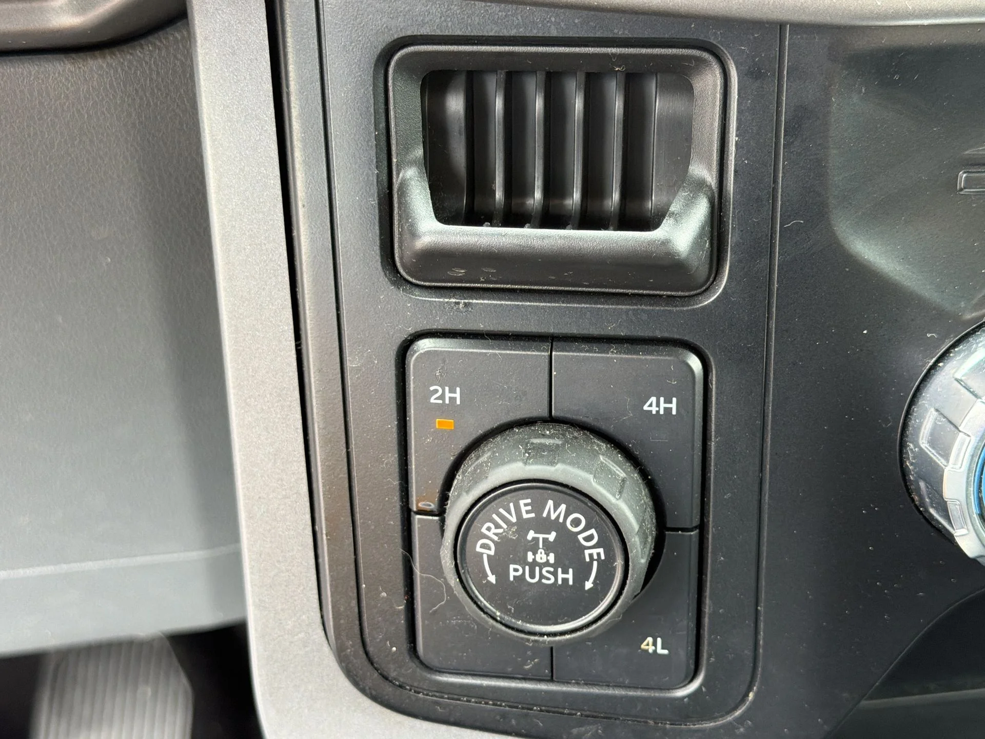 Used 2024 Red Metallic Ford XLT image 11