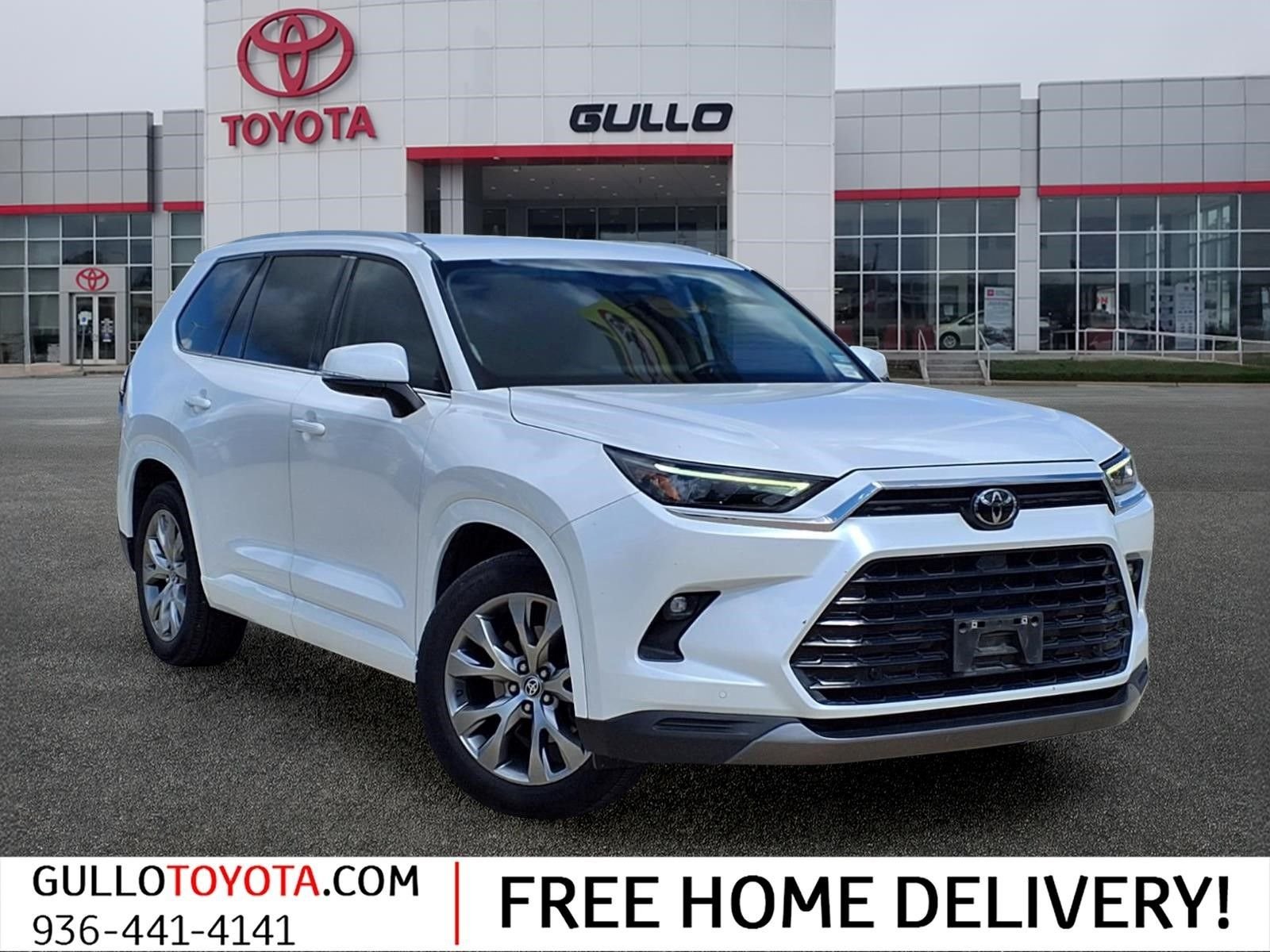 Used 2024 Pearl Toyota Limited image 1