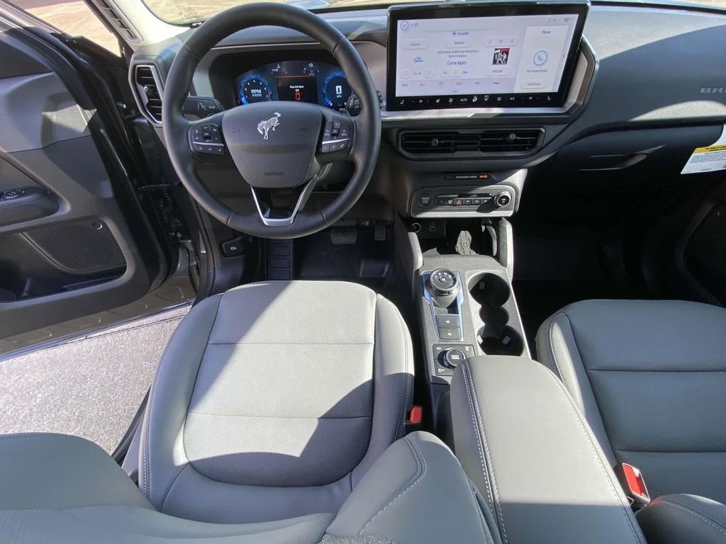 New 2025 Carbonized Gray Metallic Ford Badlands® image 10