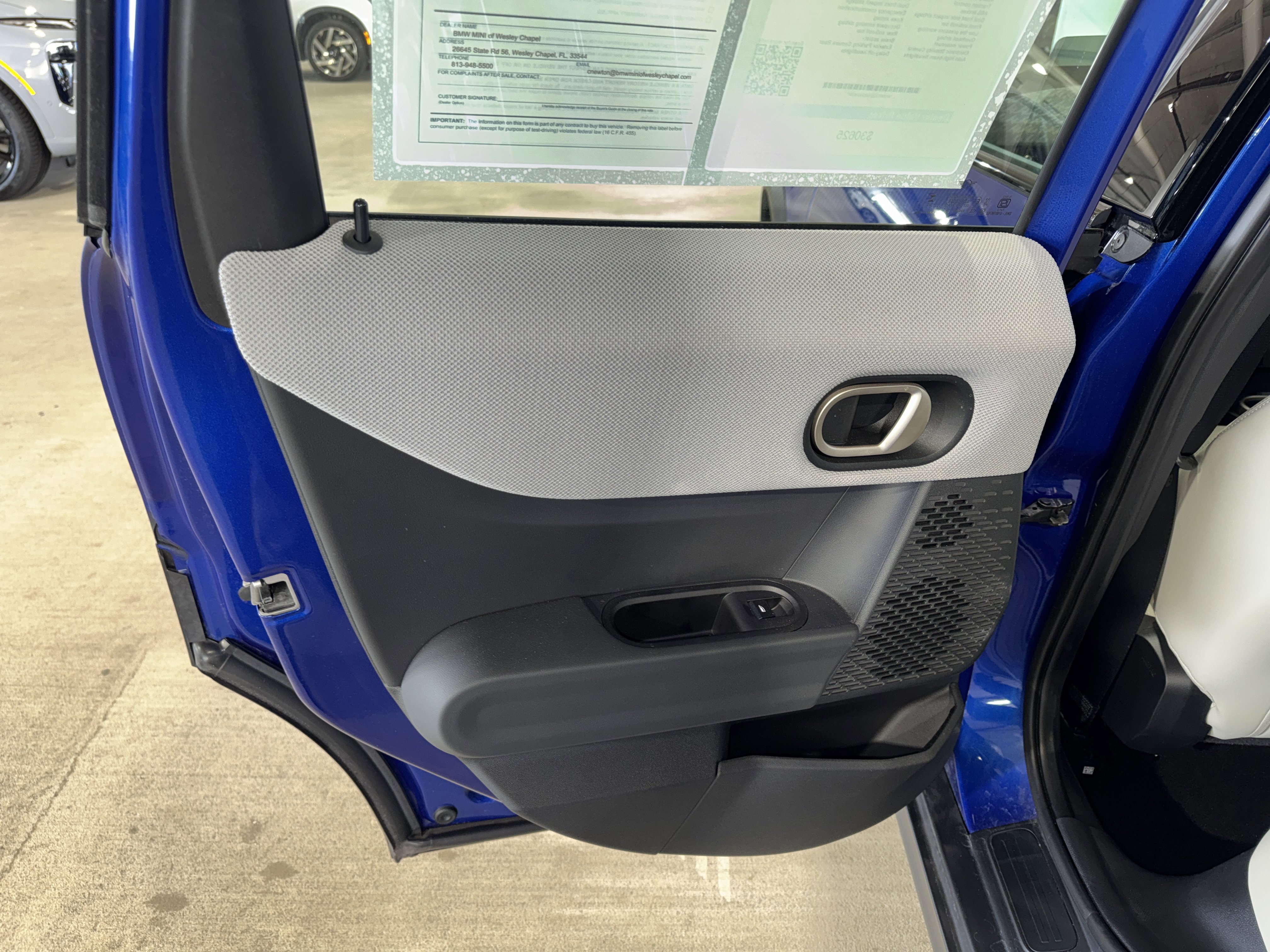 Used 2025 Blazing Blue Metallic MINI Signature Plus image 14