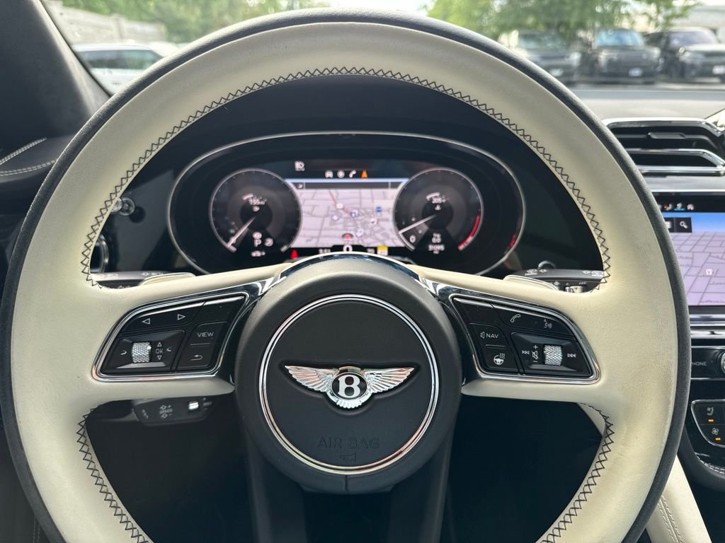 Used 2022 Black Bentley S image 23