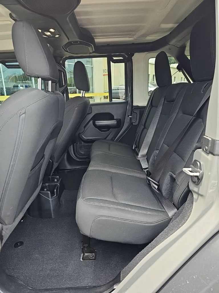Used 2020 Sting-Gray Clearcoat Jeep Willys image 8