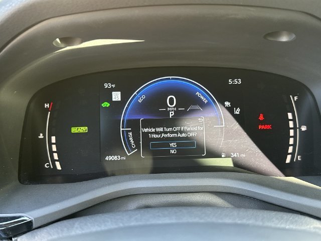 2025 Toyota Camry SE - Photo 15