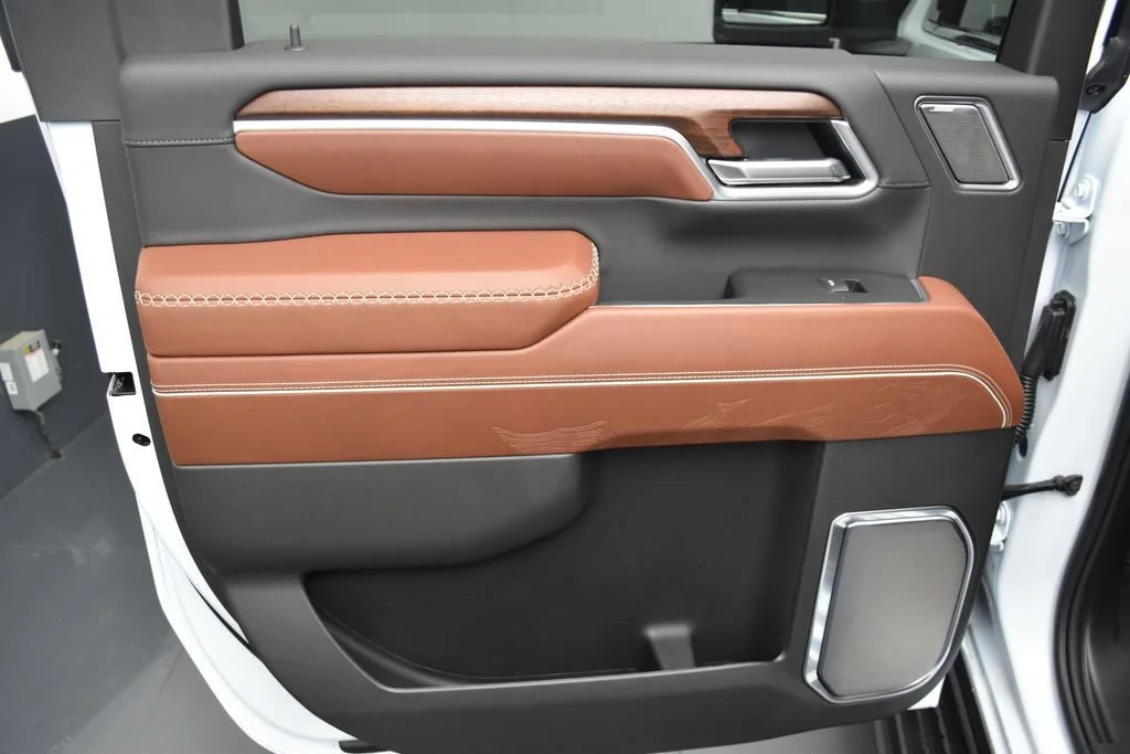 New 2026 Glacier White Tricoat GMC Denali Ultimate image 22