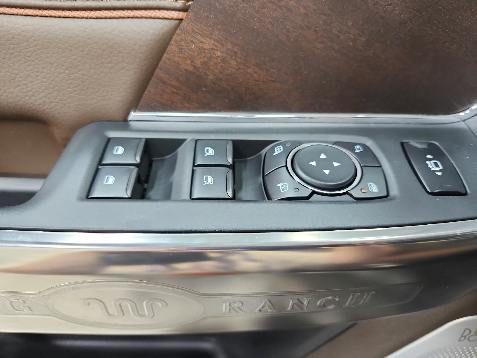 New 2027 Marsh Gray Metallic Ford F-250® King Ranch® image 36