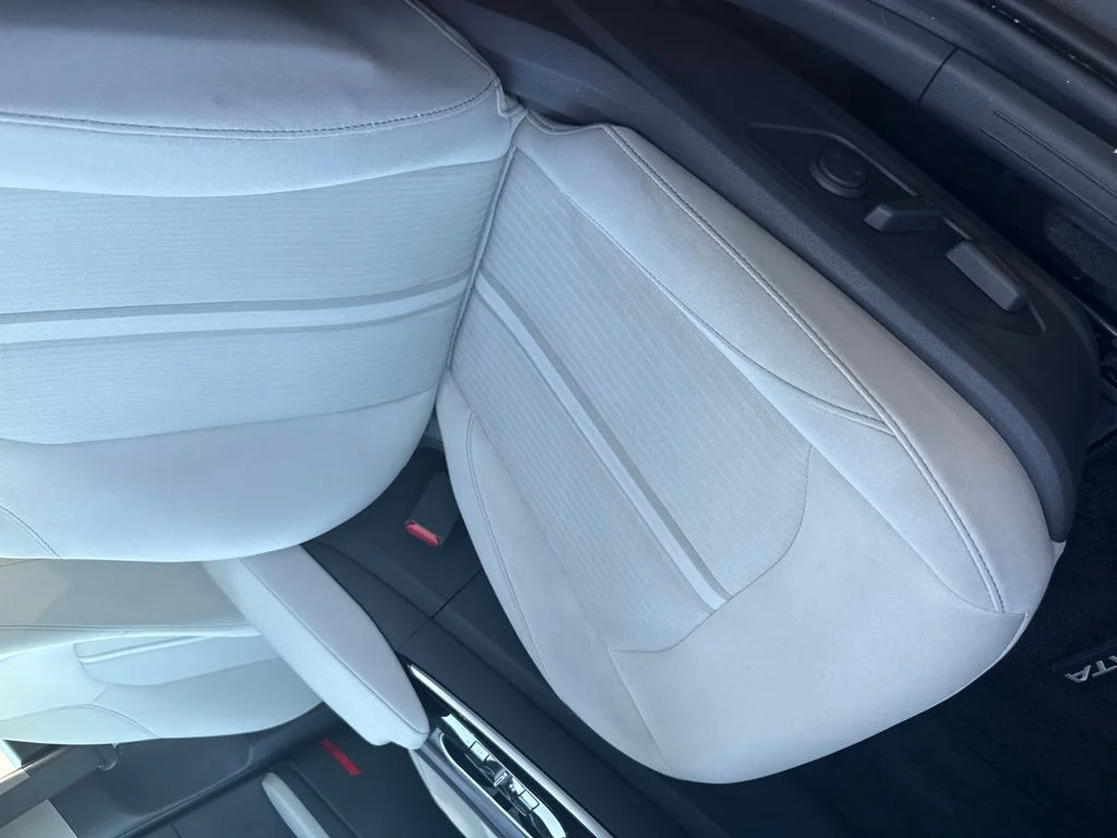 Used 2023 Gray Hyundai SEL image 5