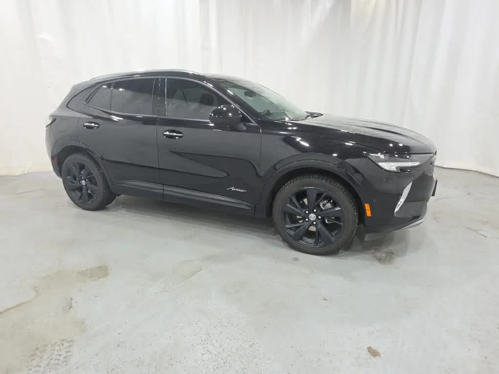 Used 2022 Ebony Twilight Metallic Buick Avenir image 8