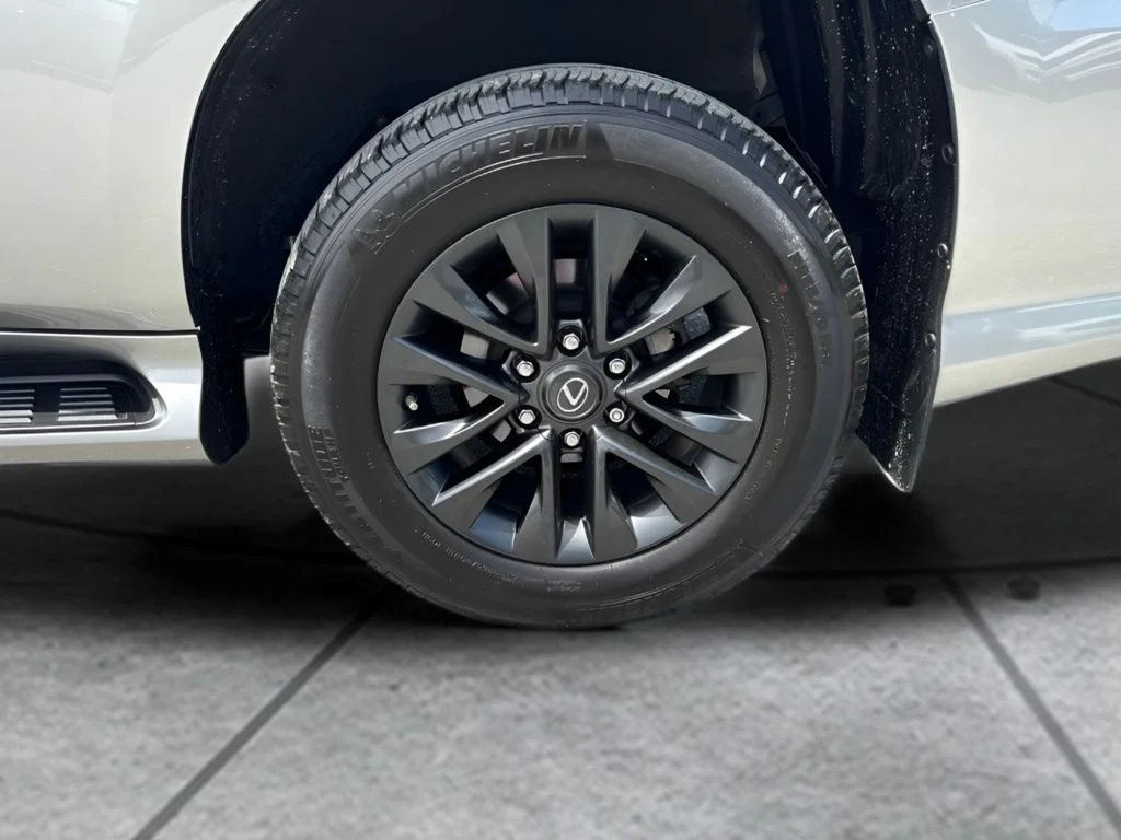 Used 2023 Silver Lexus 460 image 35