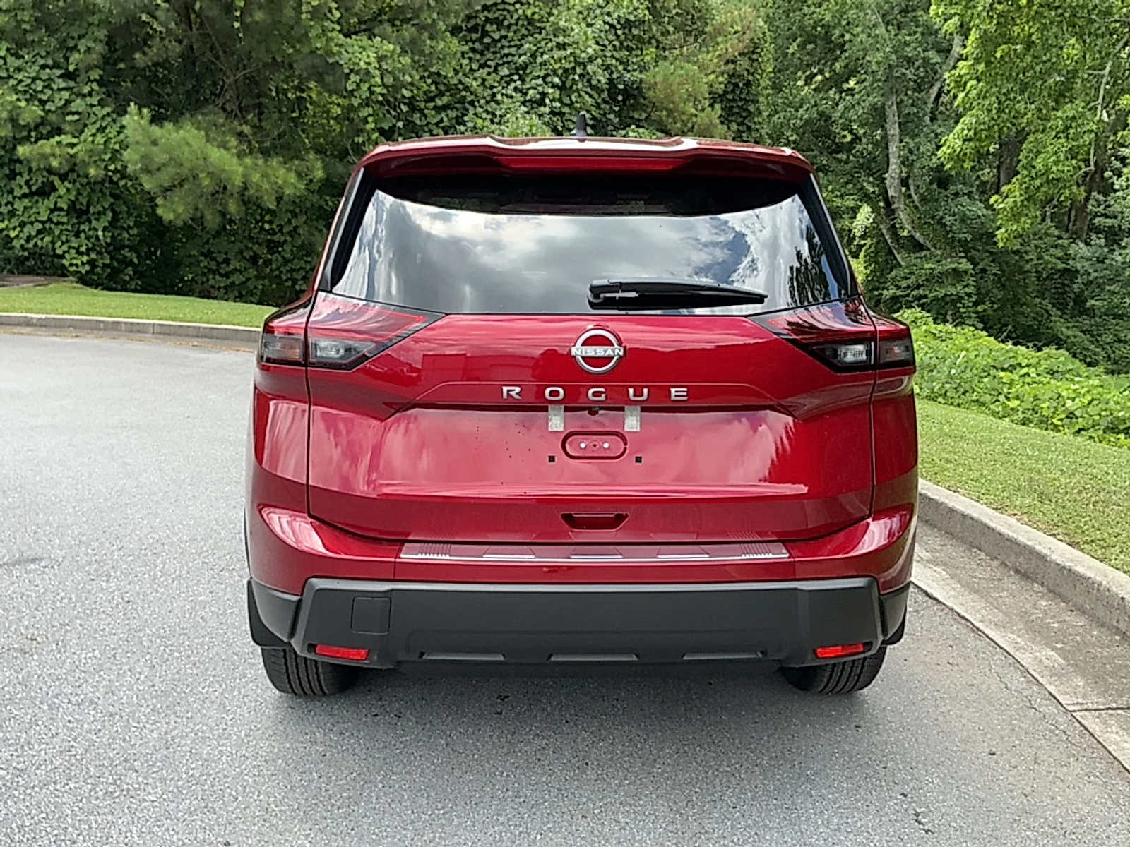New 2026 Scarlet Ember Tintcoat Nissan SV image 15