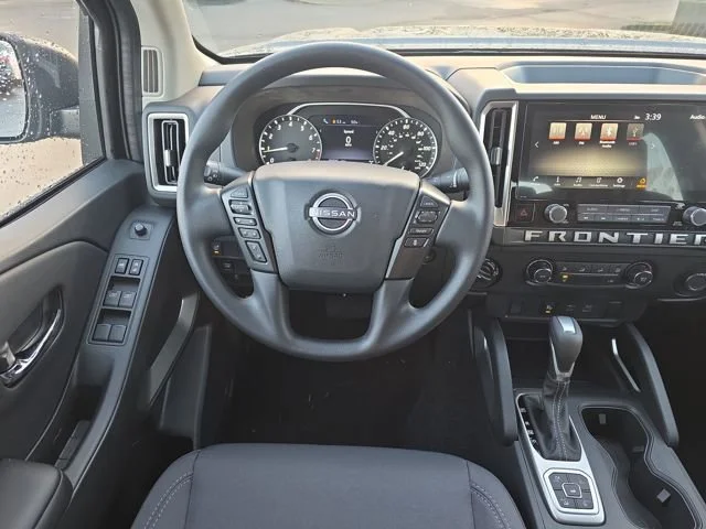 2026 Nissan Frontier SV - Photo 17