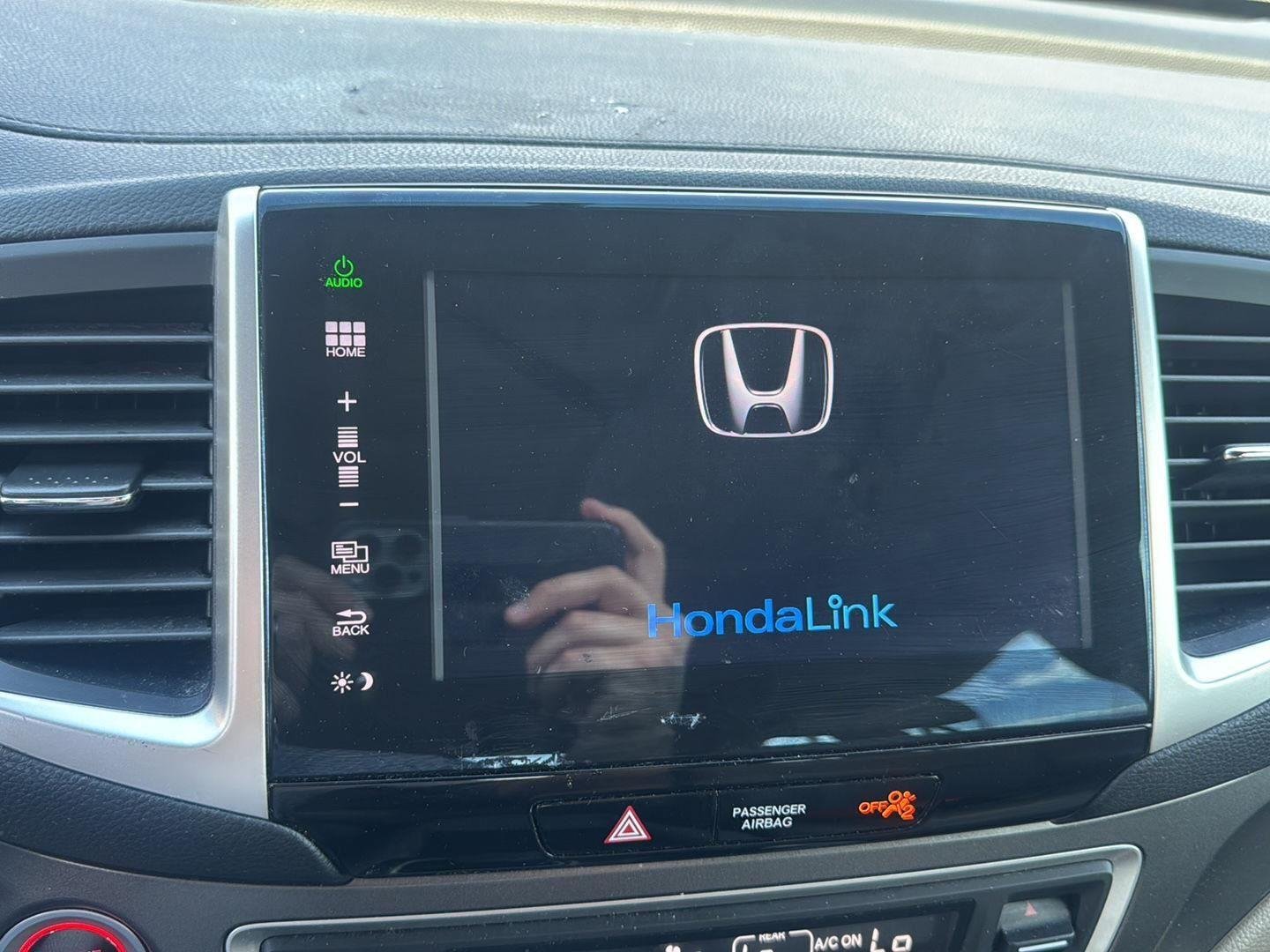 Used 2016  Honda EX-L image 9