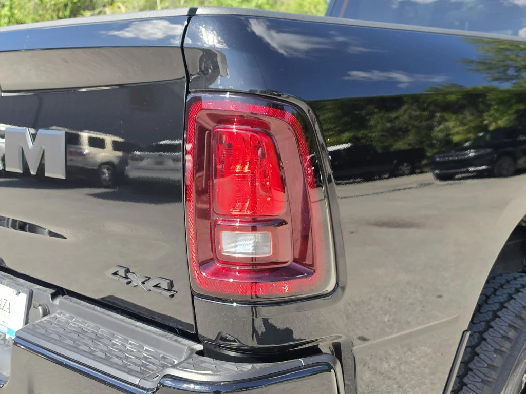 New 2026 Diamond Black Crystal Pearl-Coat Exterior Paint RAM Big Horn image 8