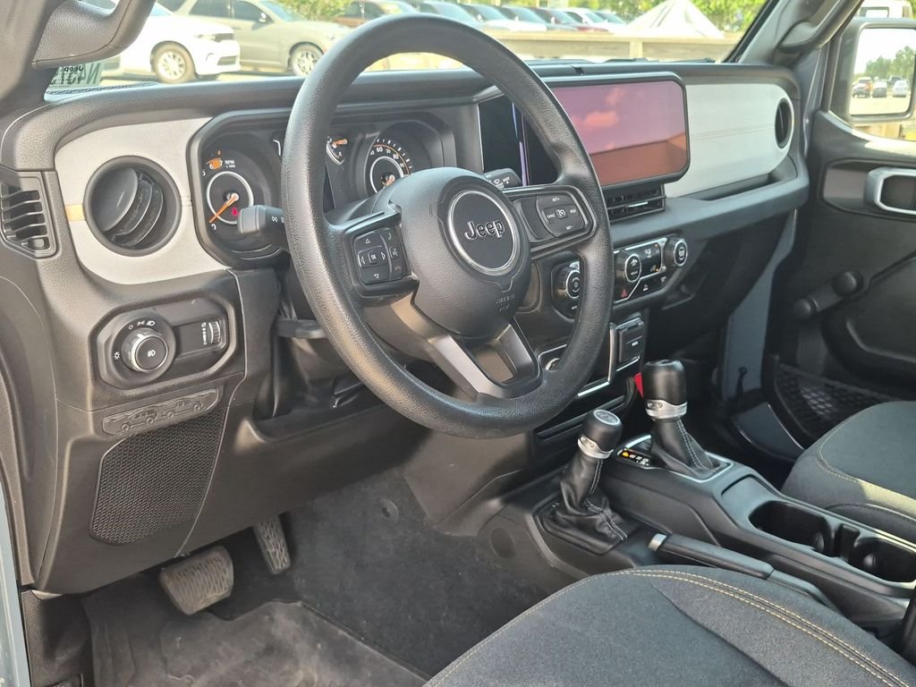 Used 2024 Gray Jeep Sport image 27