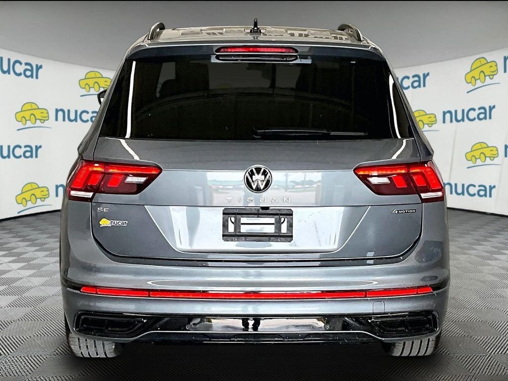 Used 2024 Gray Volkswagen 2.0T SE R-Line Black image 5