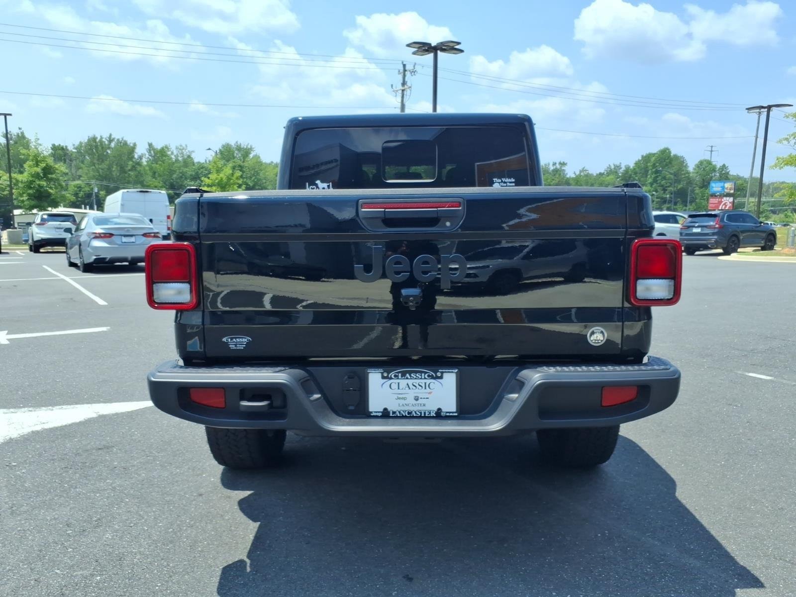 Used 2025 Black Clearcoat Jeep Nighthawk image 14