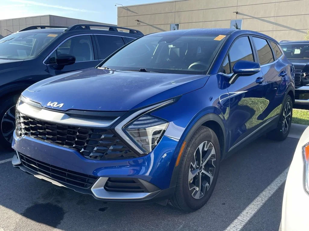 Used 2025 Sapphire Blue Kia EX image 2