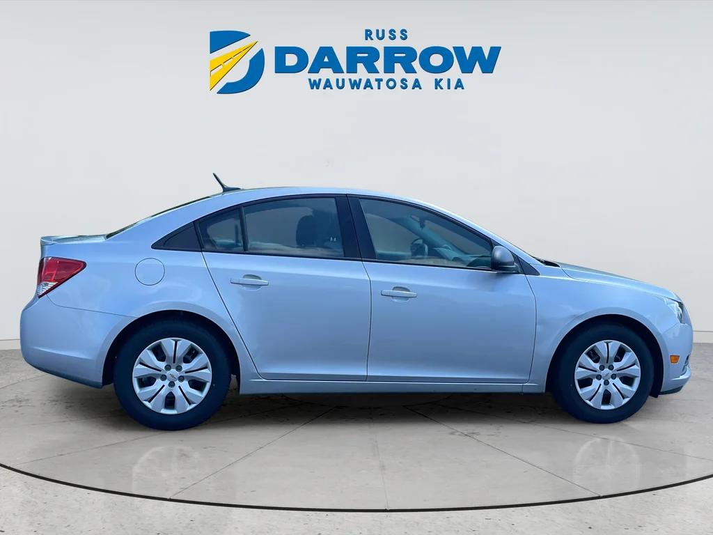 Used 2013 Silver Chevrolet LS image 6