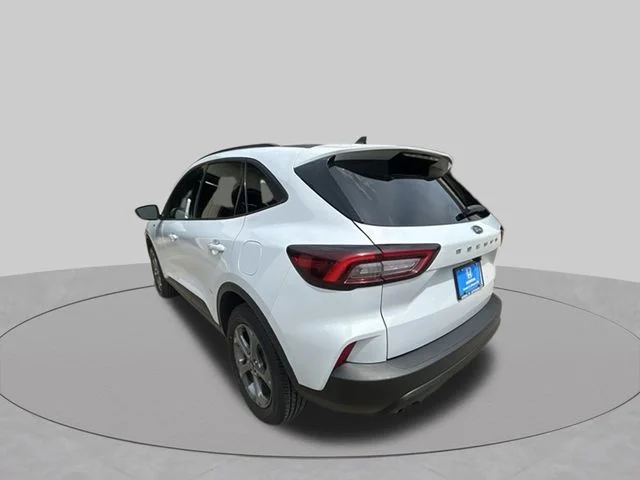 Used 2025 Silver Ford ST-Line Select image 3
