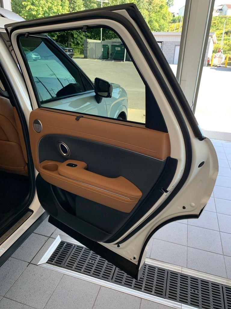 New 2027 White Hyundai Calligraphy AWD image 12