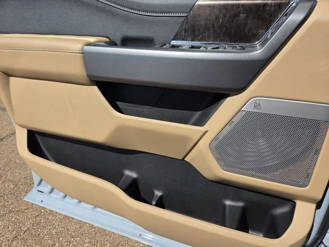New 2026 Star White Metallic Tri-Coat Ford F-250® Lariat® image 14