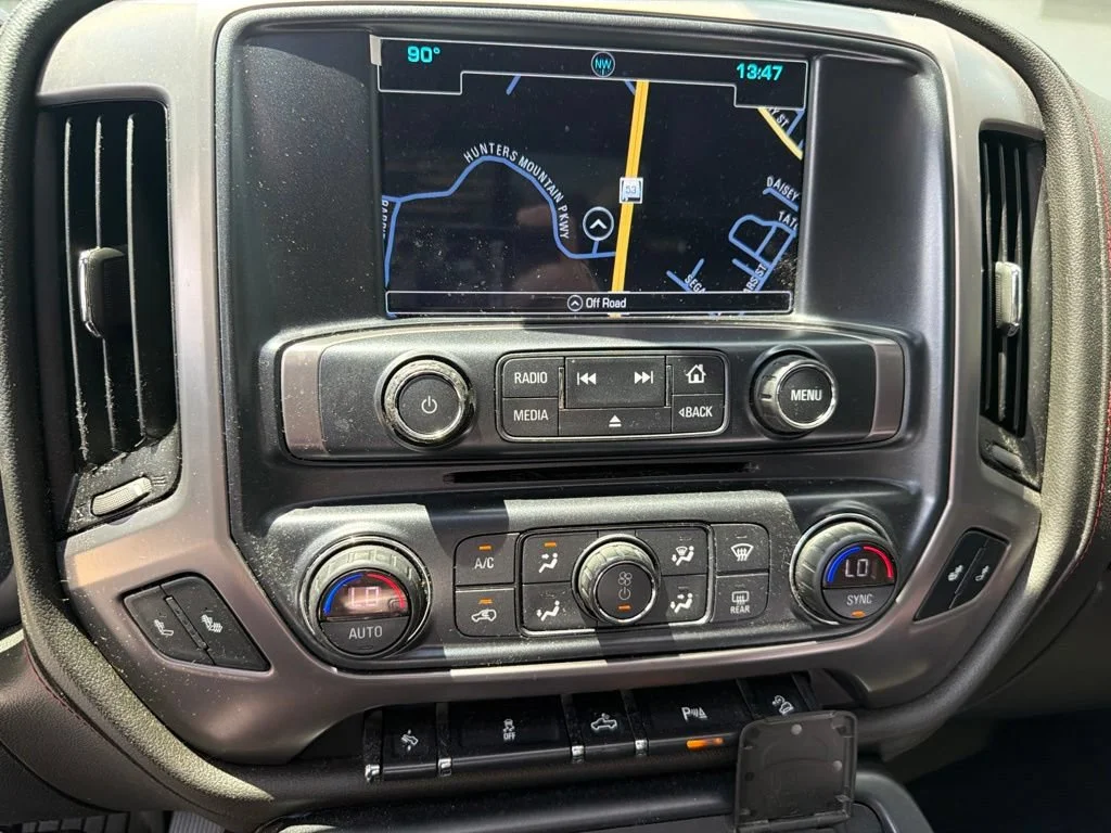 Used 2018 ONYX BLACK GMC SLT image 11