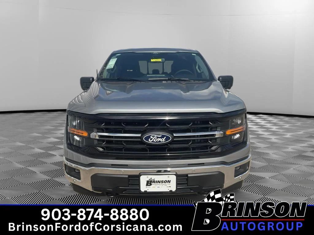 New 2026 Iconic Silver Metallic Ford XLT image 2