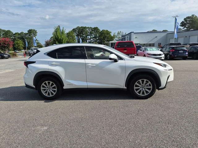 Used 2020 White Lexus 300h image 2