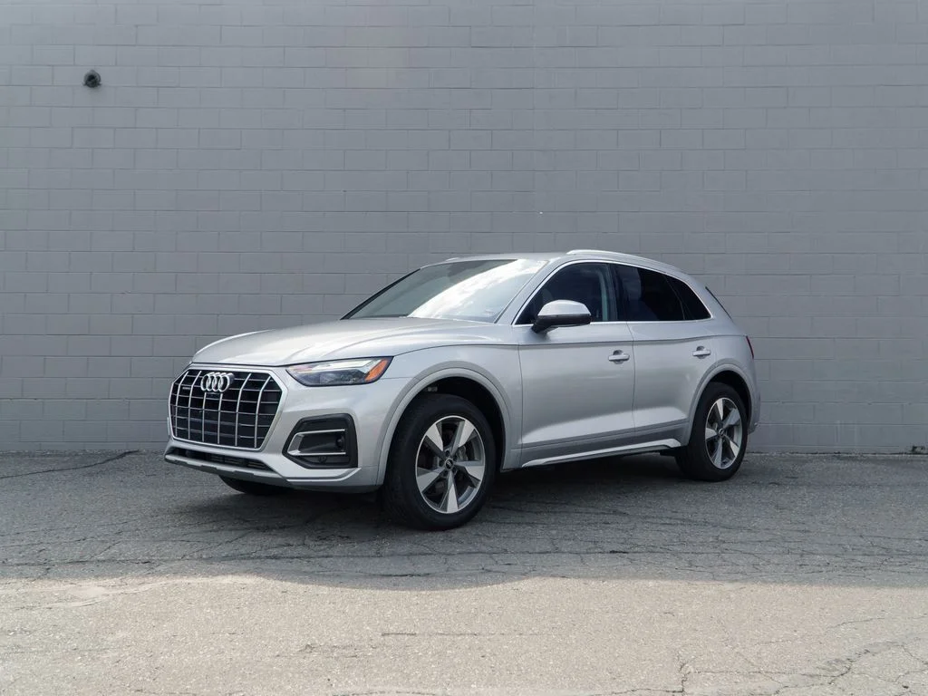 Used 2023 Silver Audi 40 Premium Plus image 1