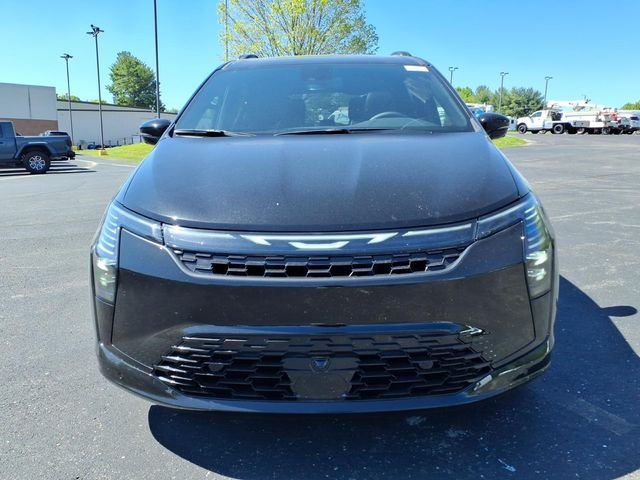 New 2027 Diamond Black Crystal Pearl-Coat Exterior Paint Chrysler Limited image 2