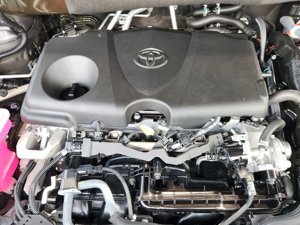 Used 2022 Magnetic Gray Metallic Toyota Platinum image 32