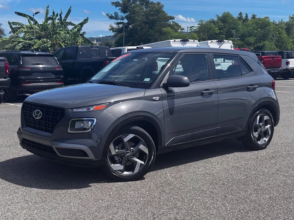 2025 Hyundai Venue SE