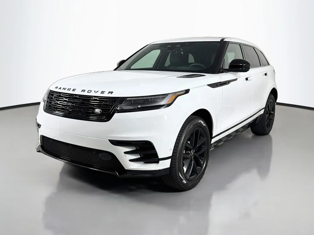 New 2026 Fuji White Land Rover P250 Base image 1