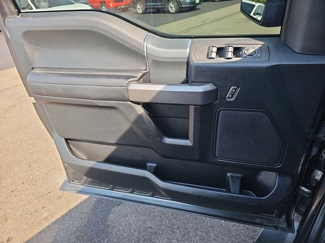 Used 2020  Ford XLT image 25