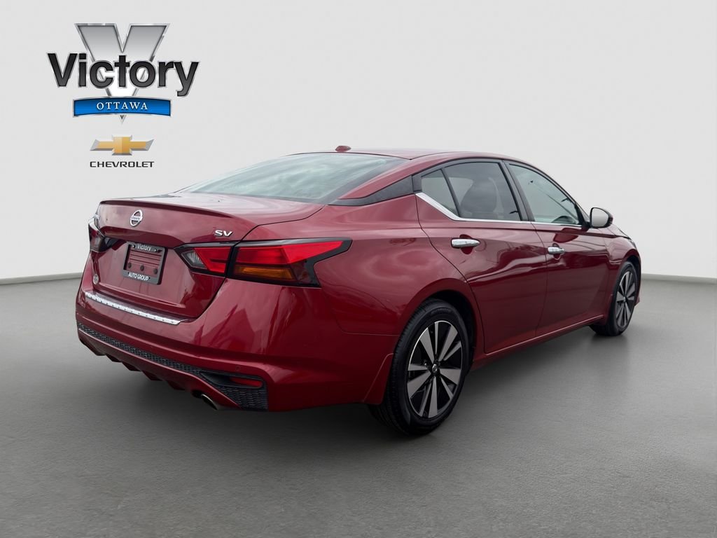 Used 2021 Red Nissan 2.5 SV image 6