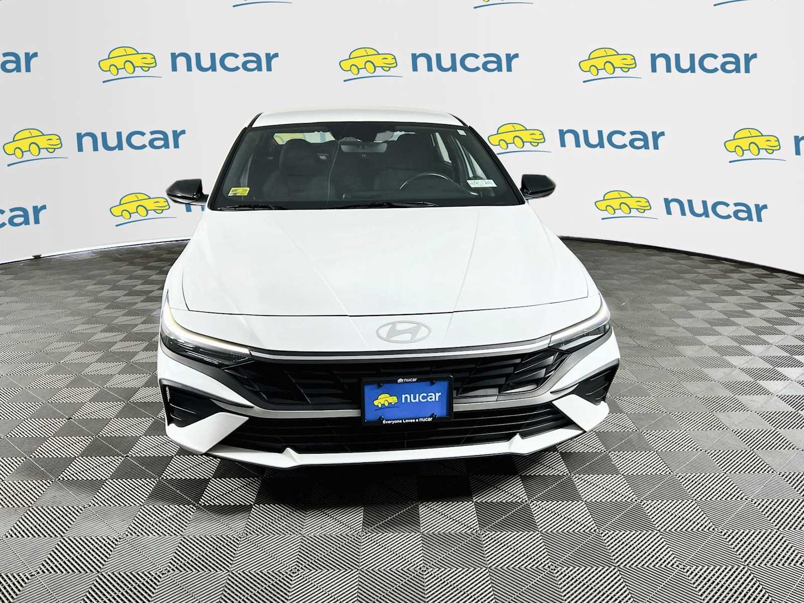 Used 2025 Serenity White Hyundai SEL Sport image 2