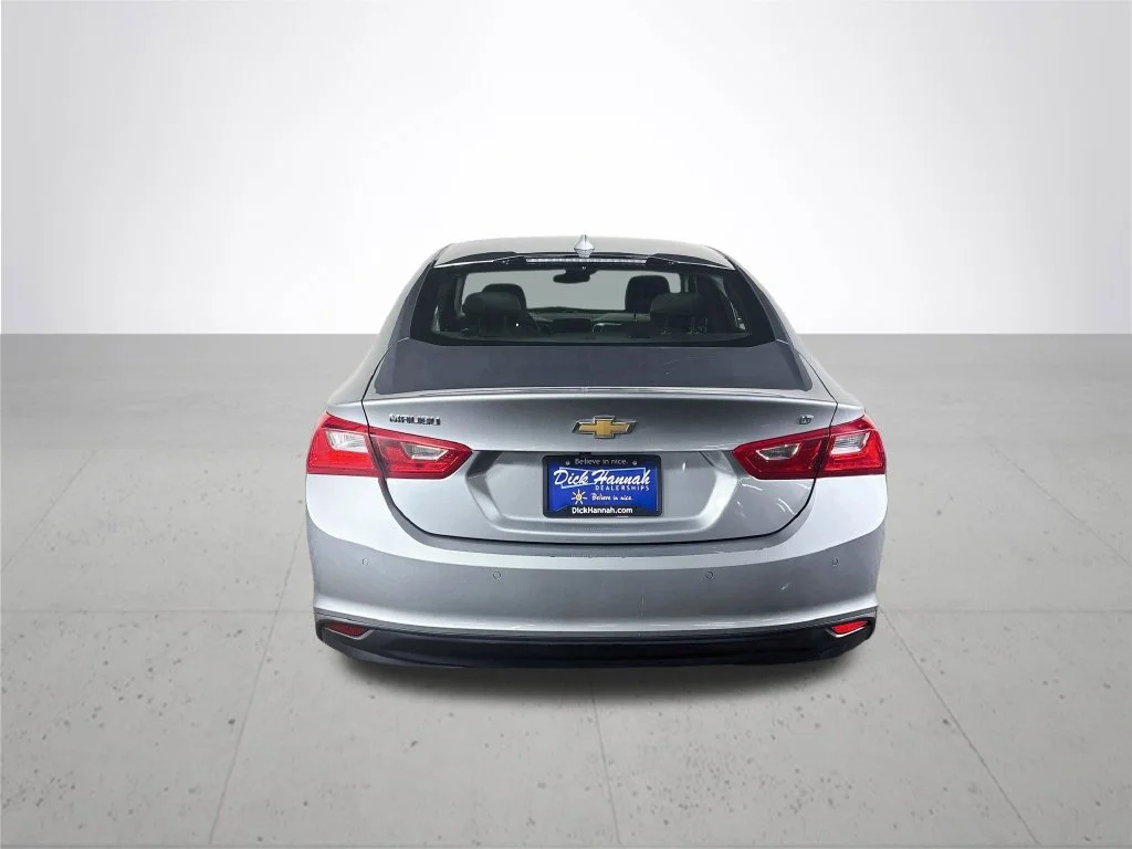 Used 2024 Gray Chevrolet LT image 7