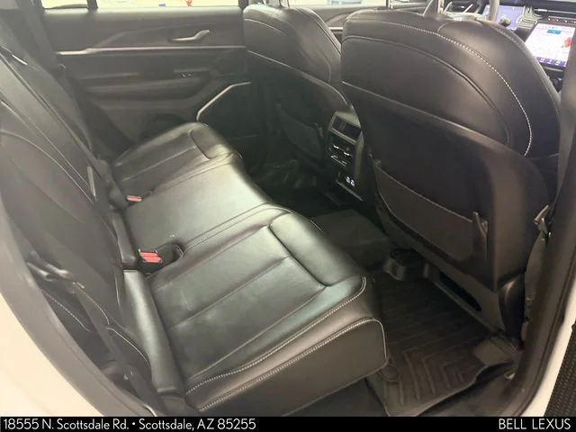 Used 2023 White Jeep Limited image 13