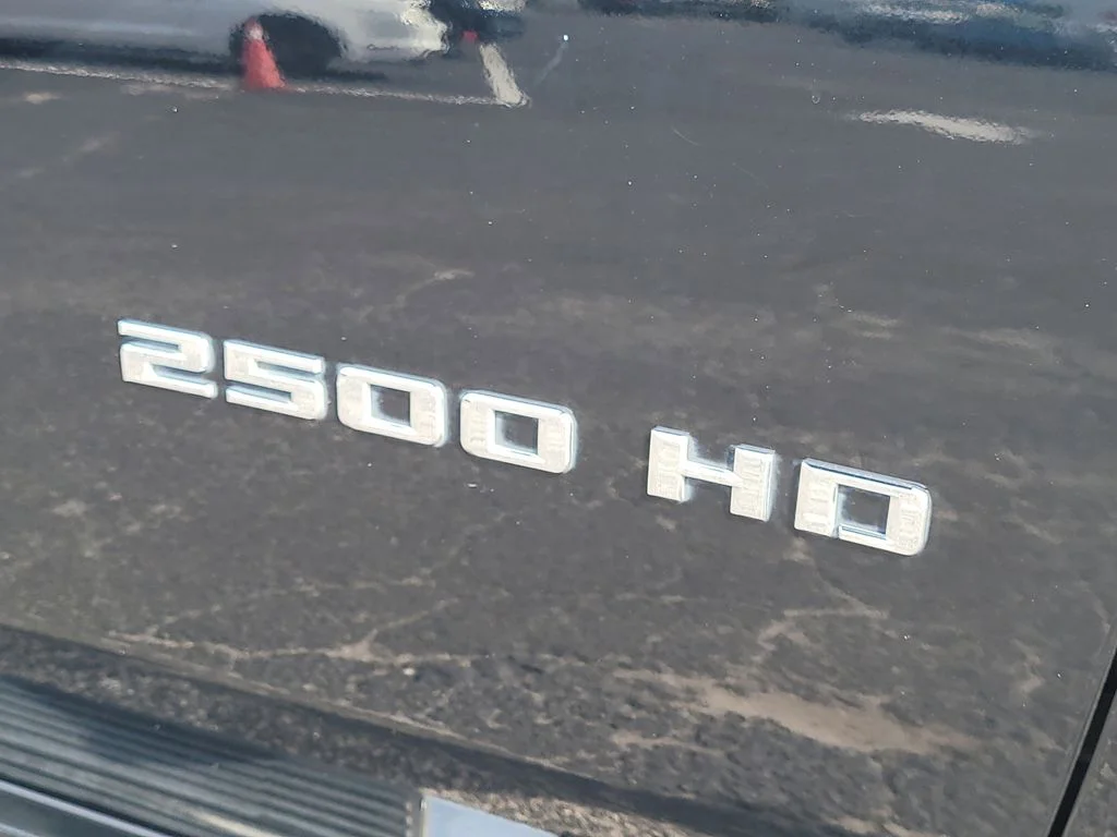 Certified Used 2020 Black Chevrolet High Country image 7