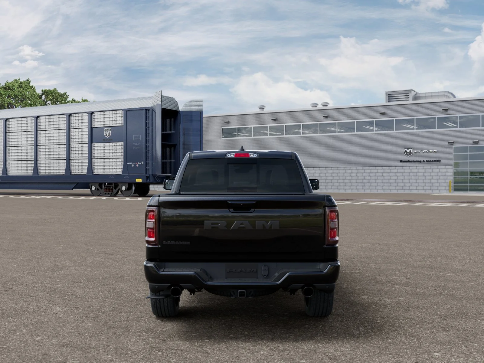 New 2026 Diamond Black Crystal Pearl-Coat Exterior Paint RAM Laramie image 8