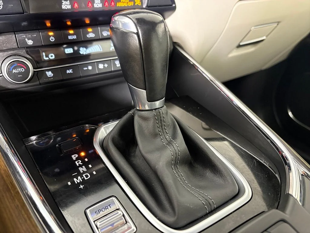 Used 2023 Black Mazda Signature image 33