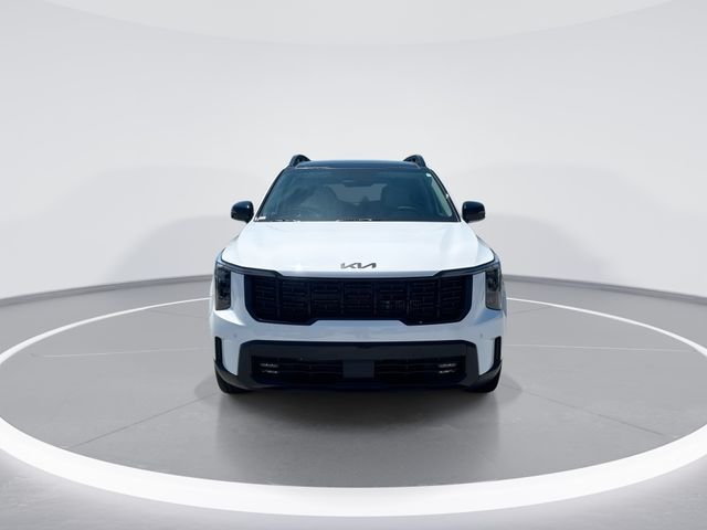Used 2026 White Kia X-Line EX image 3