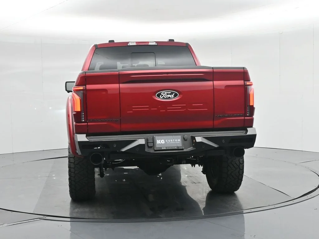 New 2025 Rapid Red Metallic Tinted Clearcoat Ford Lariat image 32