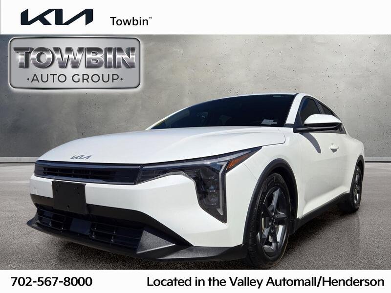 Certified Used 2025 White Kia LXS image 1