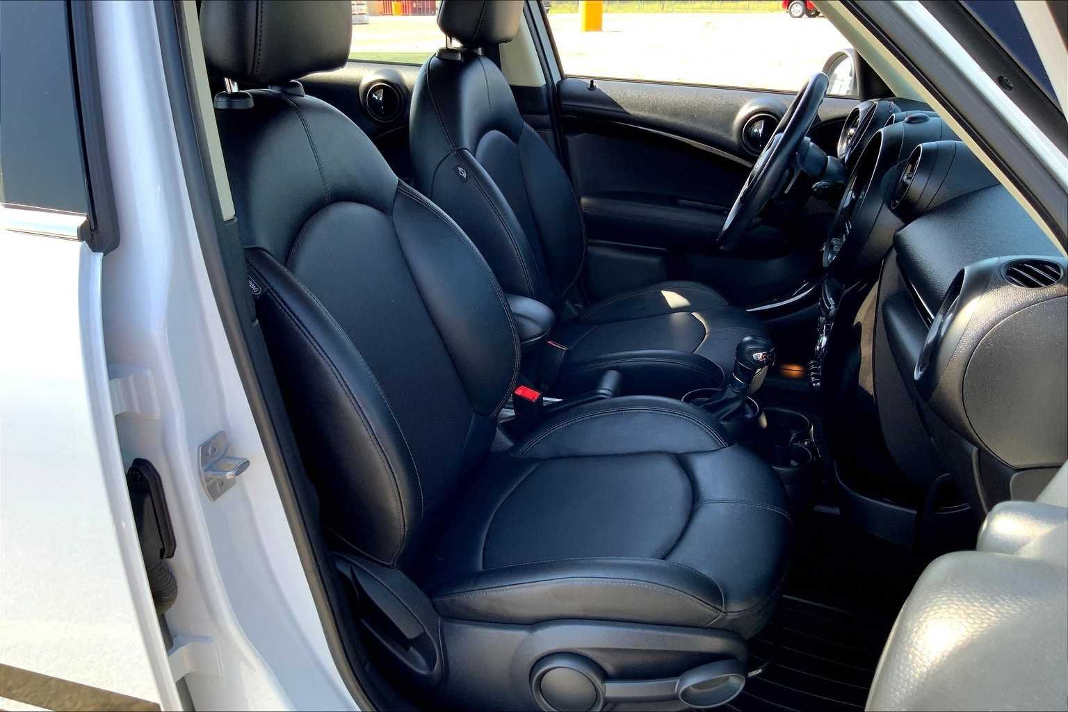 Used 2016 Light White MINI S image 9