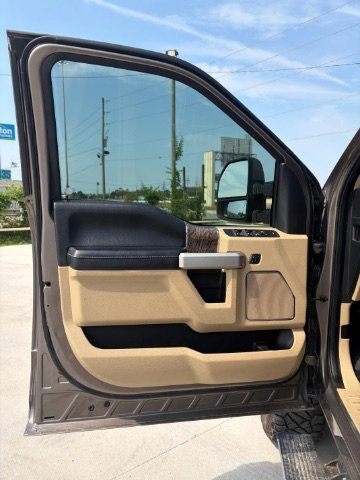 Used 2019 Gray Ford LARIAT image 21