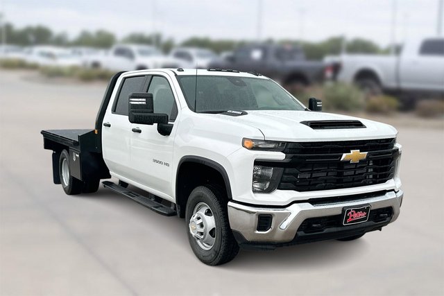 2026 Chevrolet Silverado 3500HD CC Work Truck