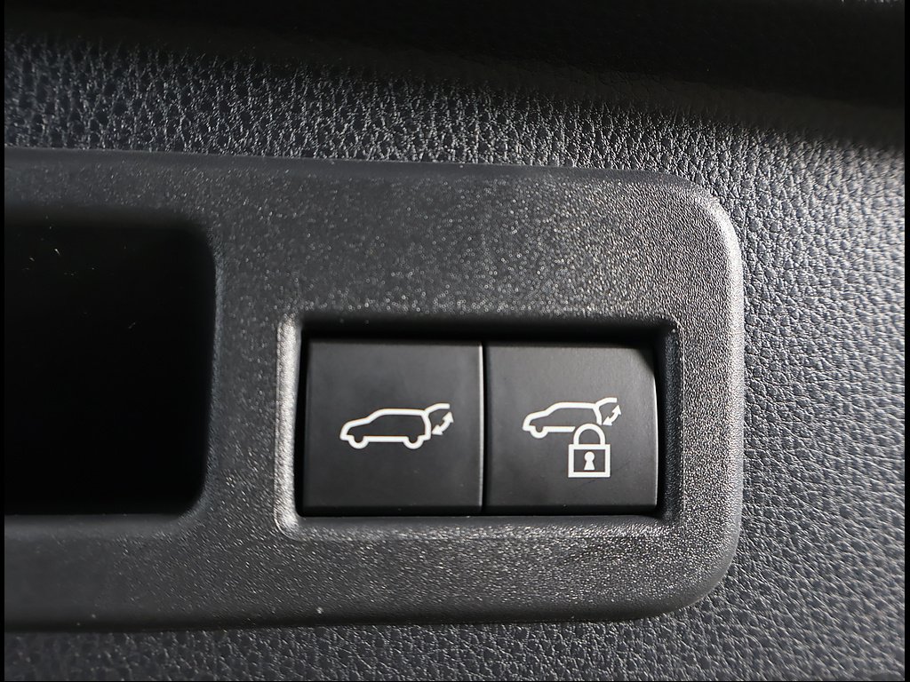 Certified Used 2026 Wind Chill Pearl Toyota Limited image 18