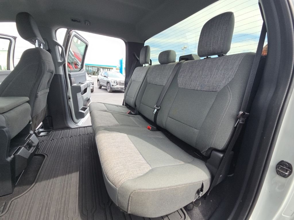 Used 2023 White Ford XLT image 20
