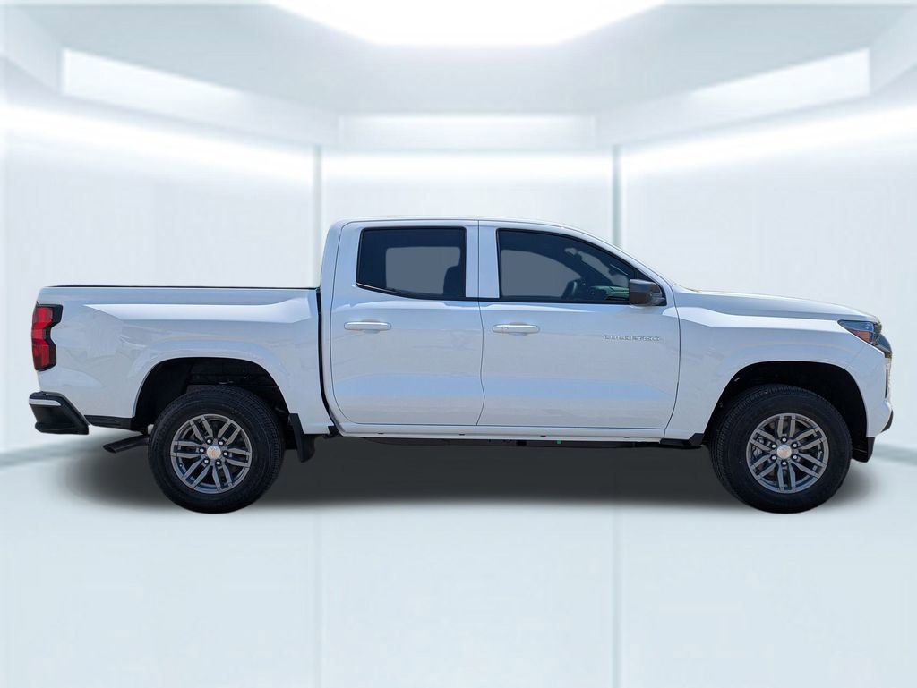 2026 Chevrolet Colorado LT - Photo 8