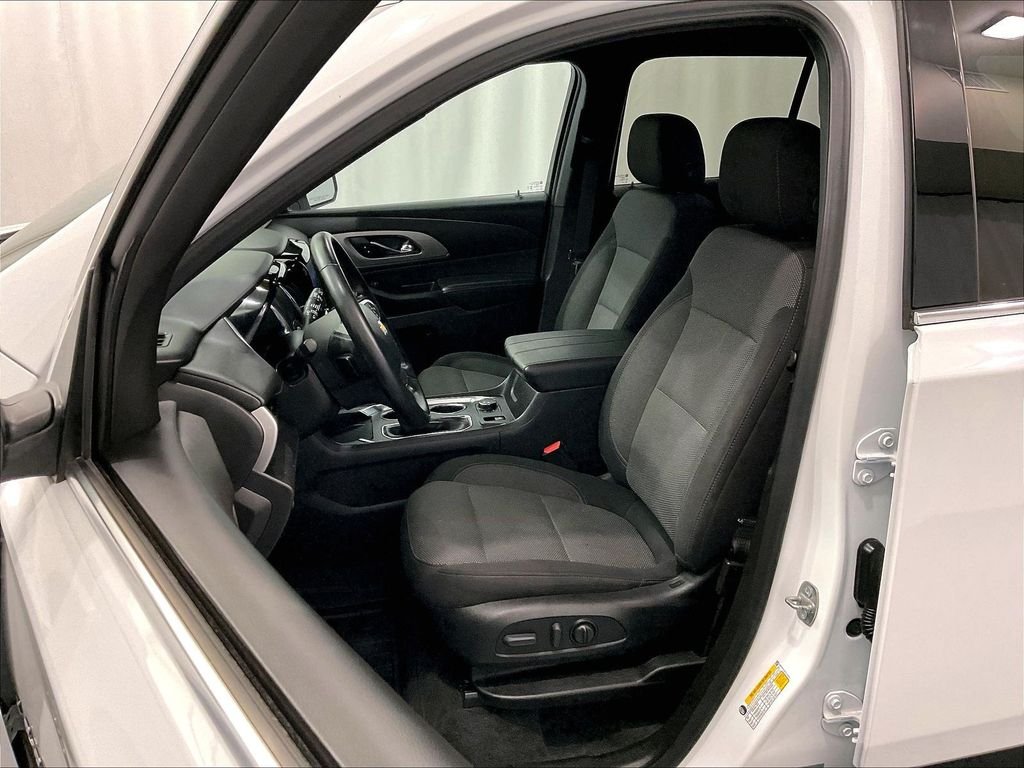 Used 2023 Summit White Chevrolet LT image 10